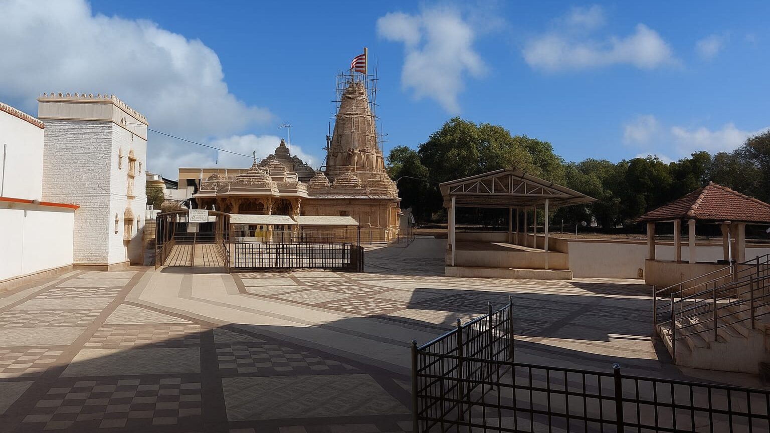 Mata no Madh Kutch - photo by kutchtourism.in